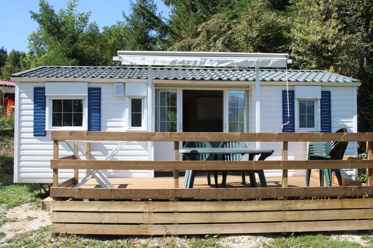 Team Holiday - Camping Le Balcon De Chartreuse Hotel Miribel-les-Échelles Exterior photo