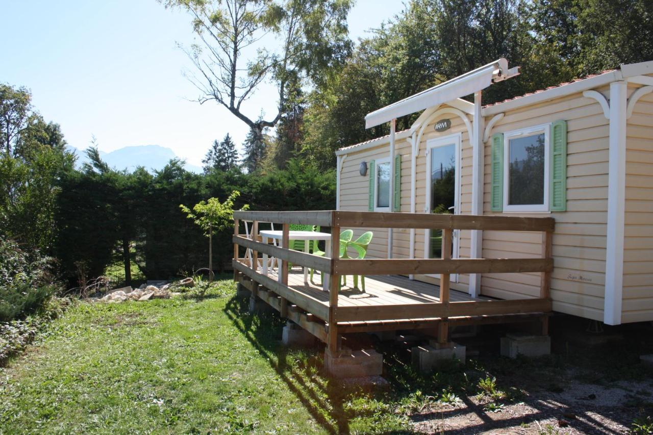 Team Holiday - Camping Le Balcon De Chartreuse Hotel Miribel-les-Échelles Exterior photo