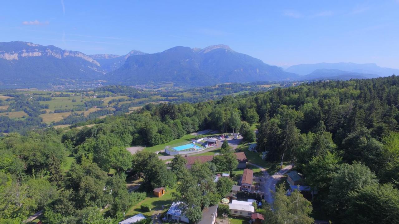 Team Holiday - Camping Le Balcon De Chartreuse Hotel Miribel-les-Échelles Exterior photo
